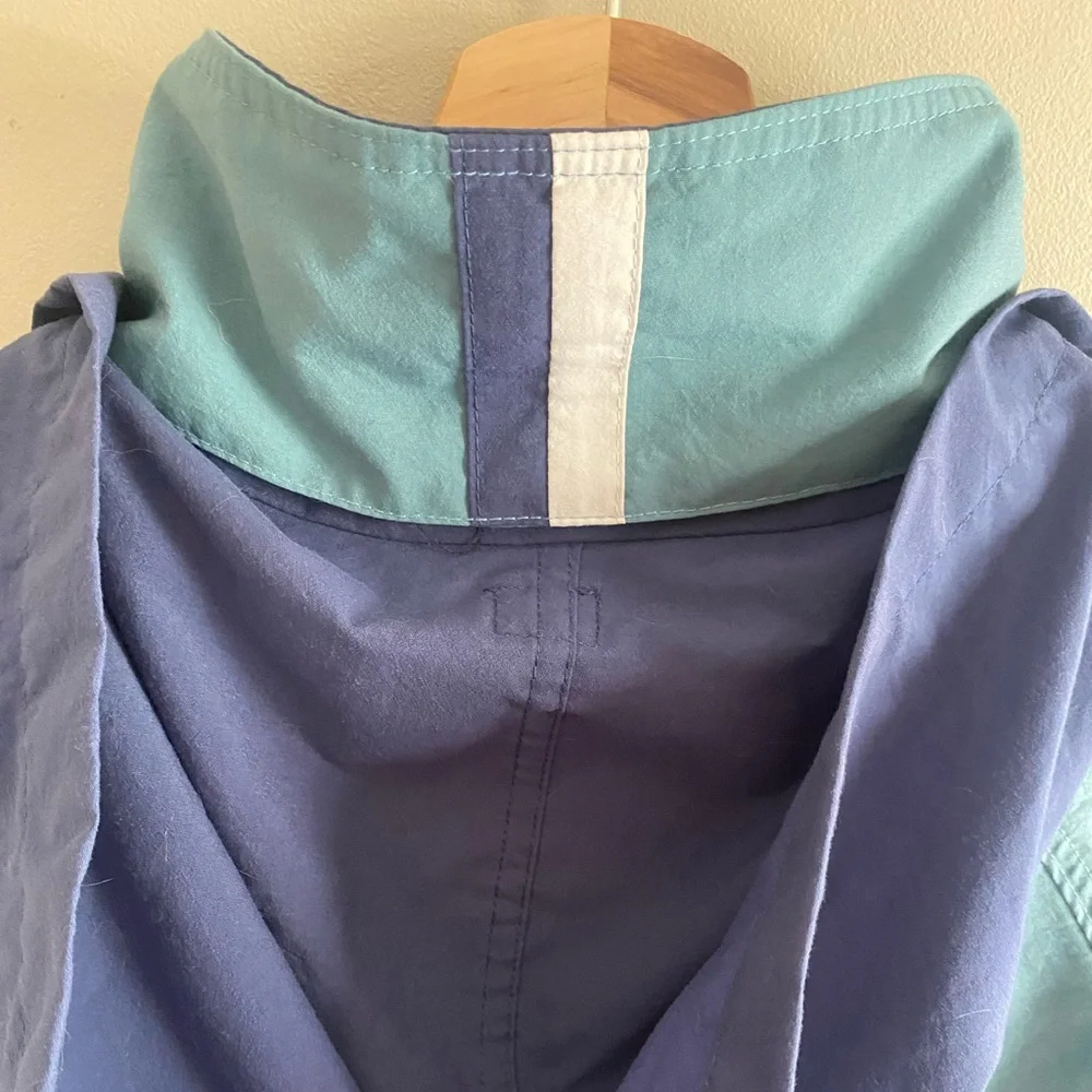 Vintage 90s Nike Women’s M‎ Windbreaker Jacket Teal Green Hooded